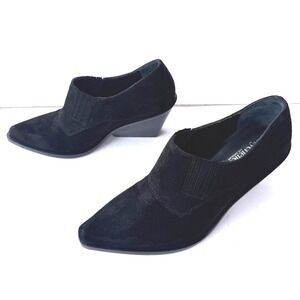 Seychelles Black Suede Low Top Pointed Toe Block Heel Ankle Bootie Boots Sz 6.5